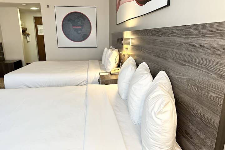 Room 9 of 42