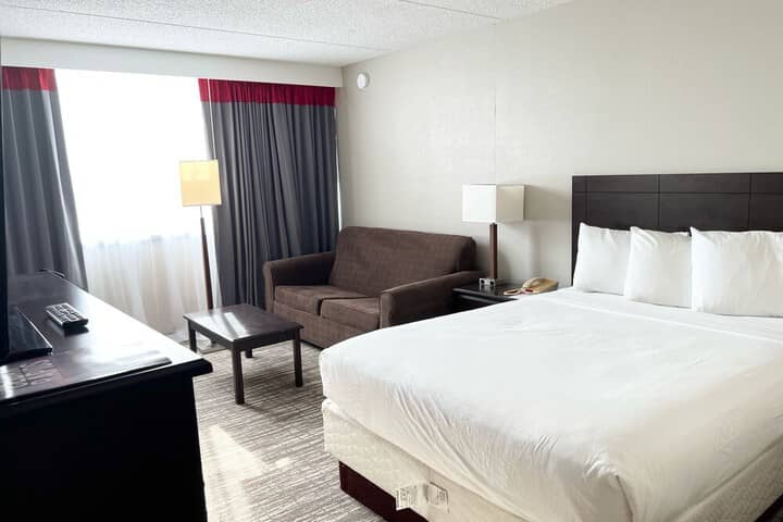 Room 15 of 42