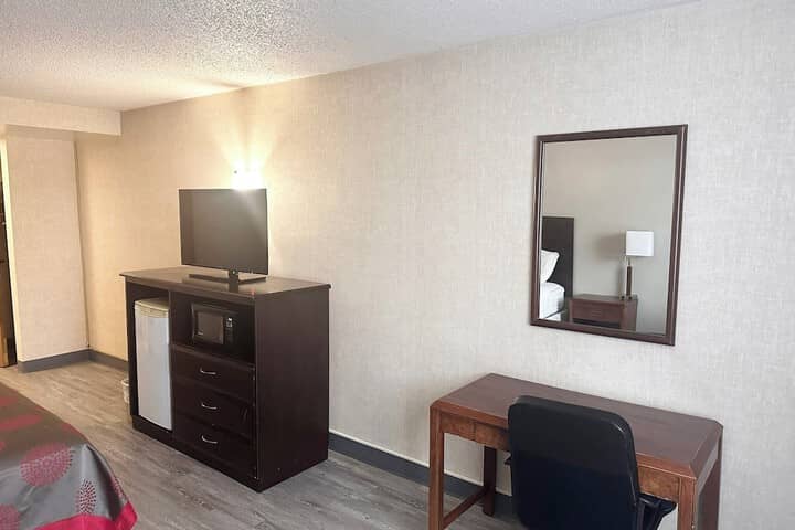 Room 21 of 42